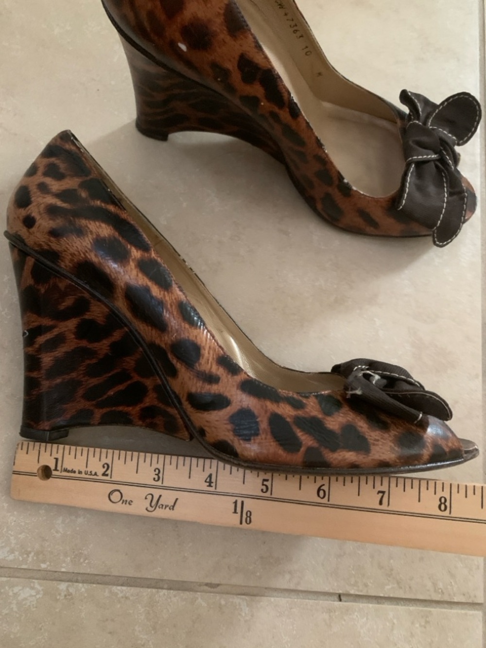 Stuart Weitzman Leopard Peep-Toe Bow Pumps | Size 10M - Picture 14 of 16